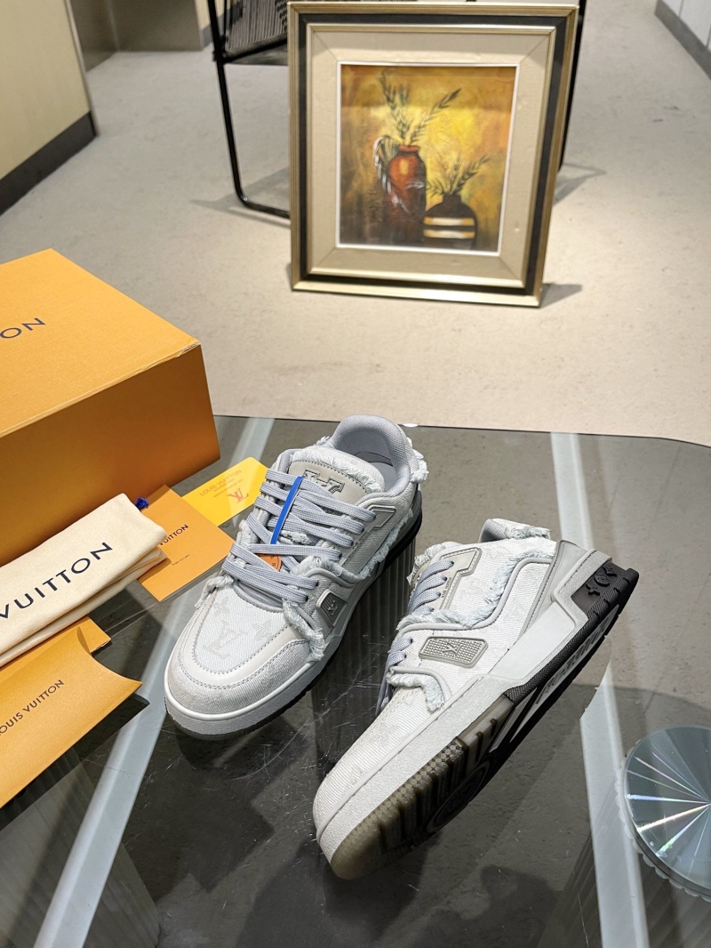 Louis Vuitton Sneakers